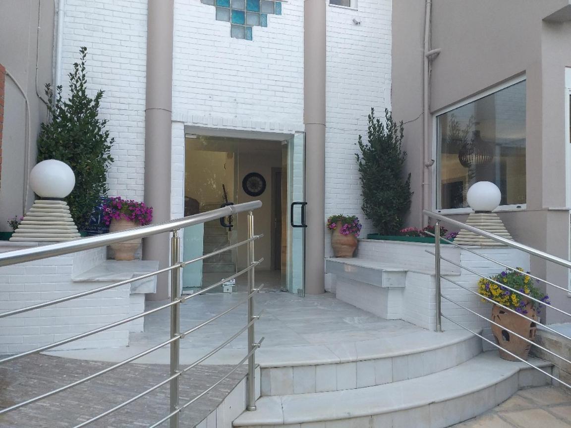 Hotel apartamentowy Troulis Seaside 3*