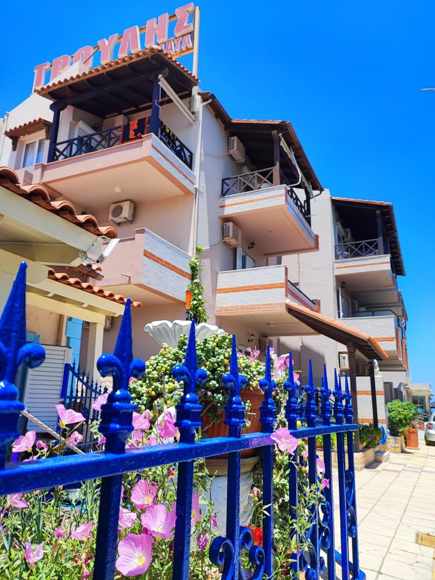 Hotel apartamentowy Troulis Seaside Amoudara Lasithiou