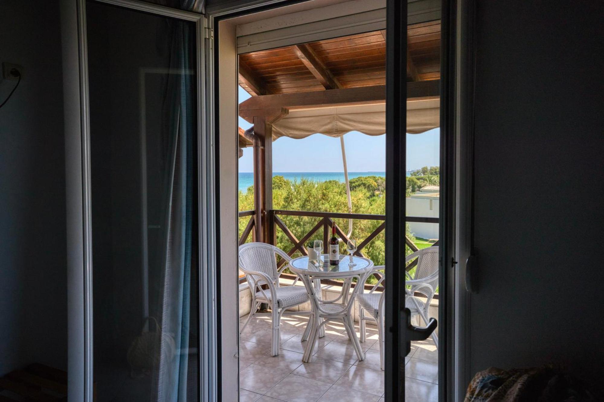 Hotel apartamentowy Troulis Seaside